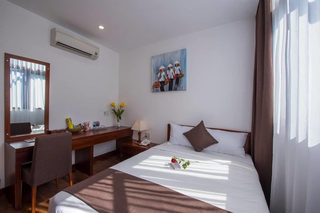Ocean Flower Hotel Đà Nẵng Exterior foto